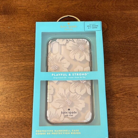 New in Box Kate Spade iphone 6.1 case floral with crystals - Picture 6 of 8